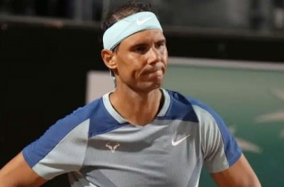 Nadal had to face defeat in the third round of the Italian Open due to injury.