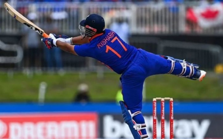 'ऋषभ पंत को T20 वर्ल्ड कप में नहीं खिलाना हास्यपद..', ऑस्ट्रेलियाई दिग्गज ने टीम इंडिया पर उठाए सवाल