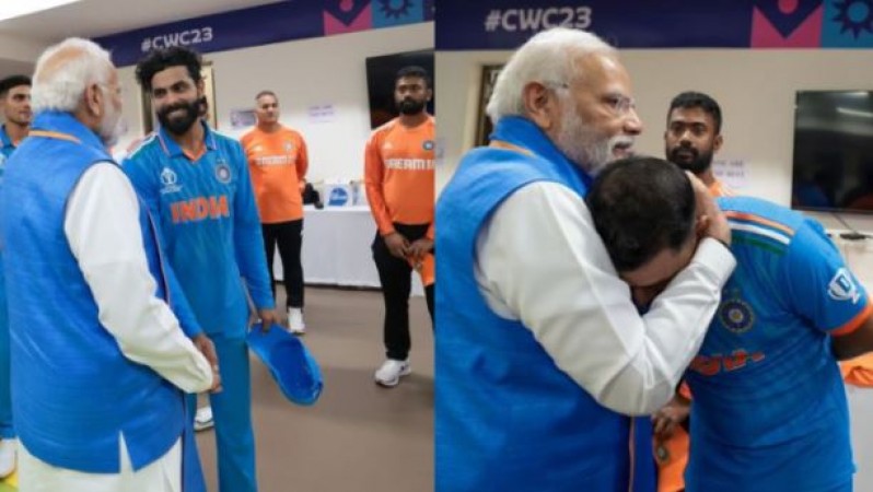 वर्ल्ड कप फ़ाइनल में हार के बाद टीम इंडिया के ड्रेसिंग रूम में पहुंचे PM मोदी, जडेजा ने पोस्ट शेयर कर जताया आभार