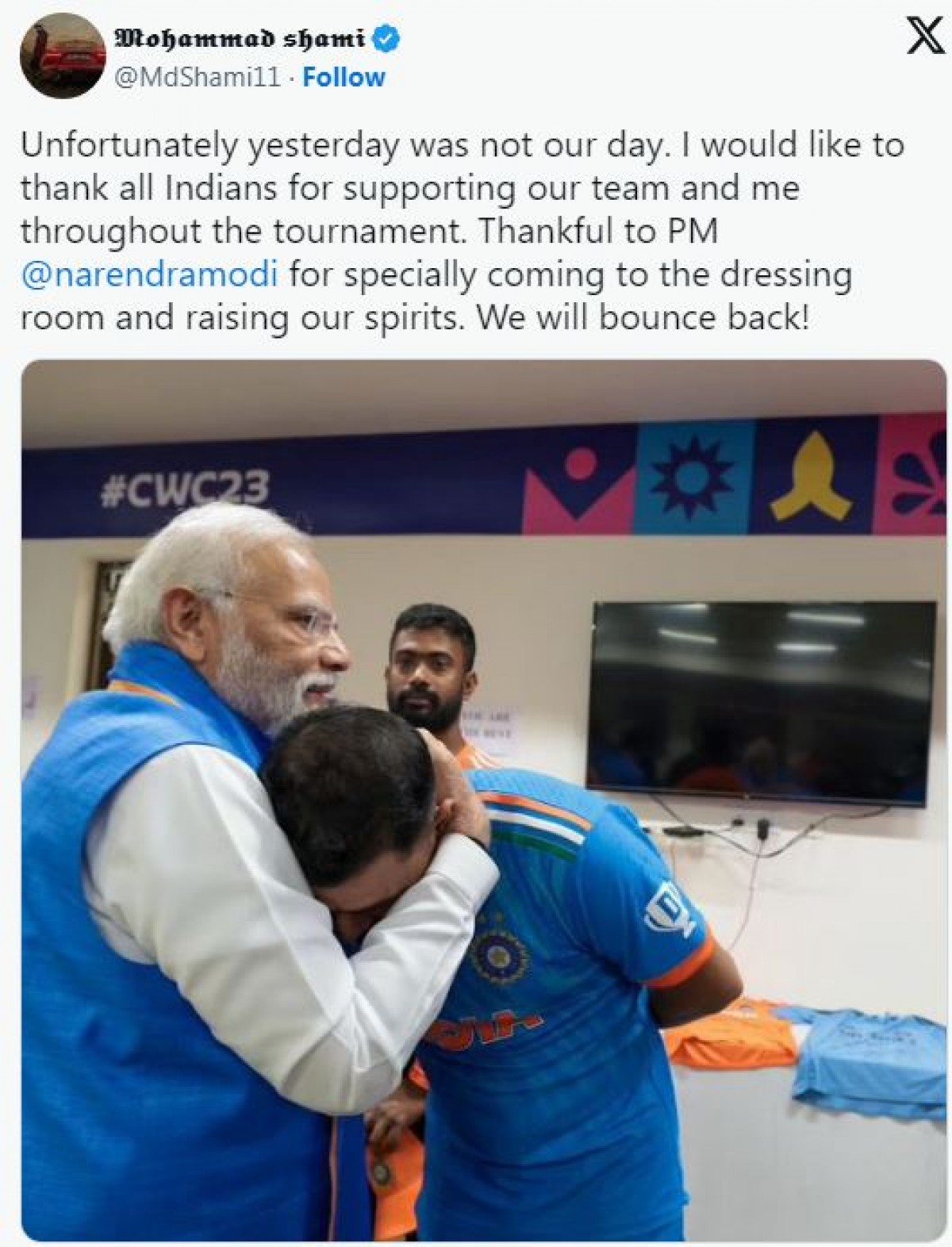वर्ल्ड कप फ़ाइनल में हार के बाद टीम इंडिया के ड्रेसिंग रूम में पहुंचे PM मोदी, जडेजा ने पोस्ट शेयर कर जताया आभार