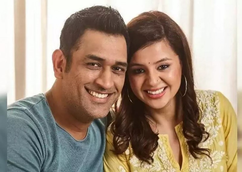 little guest came to Mahendra Singh Dhoni's house, wife Sakshi shared the video on social media