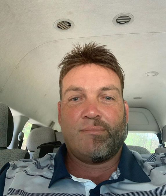 Jacques Kallis seen in half beard-mustache, stated this reason on social media