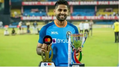 Surya shines against SA, wins Player of the series award