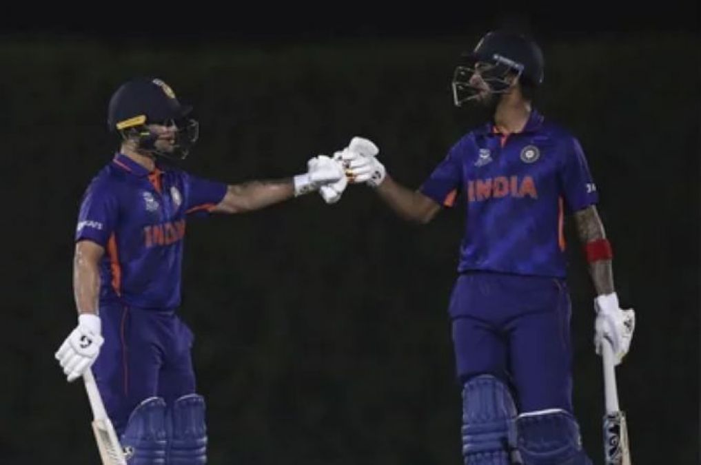 T20 वर्ल्ड कप: टीम इंडिया की धमाकेदार शुरुआत, प्रैक्टिस मैच में इंग्लैंड को 7 विकेट से रौंदा