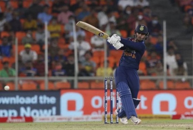 T20 World Cup: Team India begins with a bang, trampled England by 7 wickets in practice match