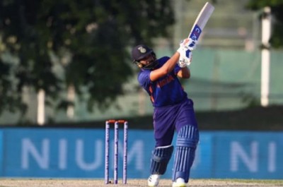 T20 वर्ल्ड कप: भारत के खिलाफ महामुकाबले के लिए पाकिस्तान ने घोषित की टीम, इस दिग्गज ने की वापसी