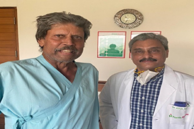 Former Cricketer Kapil Dev discharge from hospital