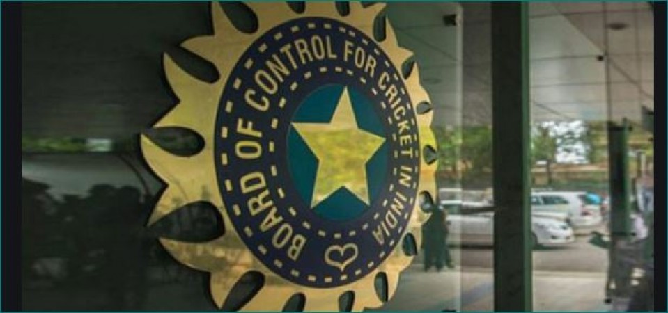 IPL 2020: BCCI दल का सदस्य मिला कोरोना पॉजिटिव!