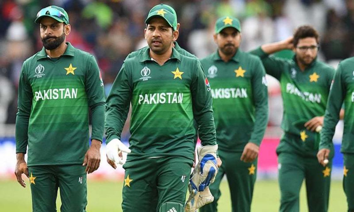 Sri Lanka vs Pakistan : खिलाड़ियों के इनकार करने के बाद भी पाकिस्तान दौरे पर जाएगी श्रीलंका