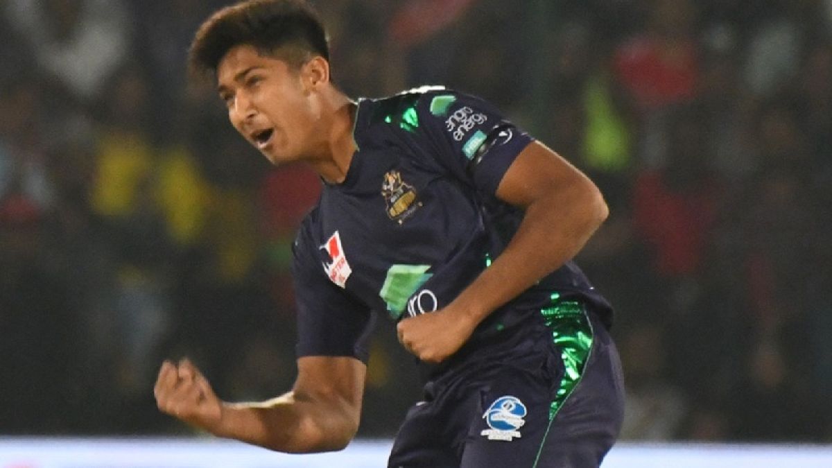Pakistan called back its player playing for Shahrukh Khan's team