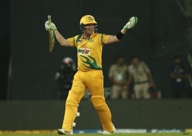 ऑस्ट्रेलिया लीजेंड्स ने रोमांचक मैच में बांग्लादेश को रौंदा, इन्दोरियों में दिखा कंगारू टीम का क्रेज