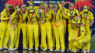 Cricket Australia: Women cricketers to earn big in new pay deal