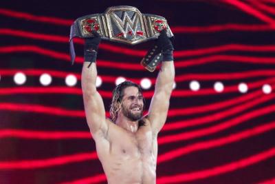 Seth Rollins defeats Brock Lesnar to become new WWE Universal Champion