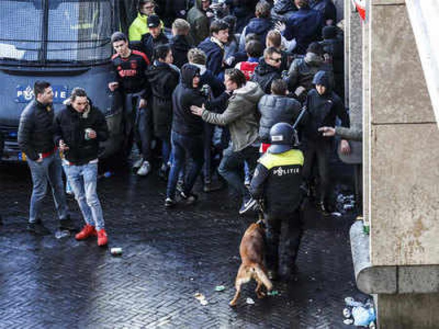 More than 140 fans arrested ahead match between Ajax and Juventus in Amsterdam