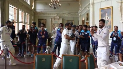WATCH: Indian Dressing Room Rushes Downstairs to Welcome its players