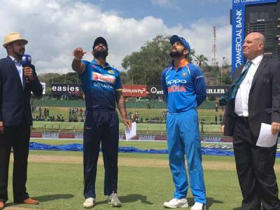 Srilanka wins toss and chose to bat first in third ODI match