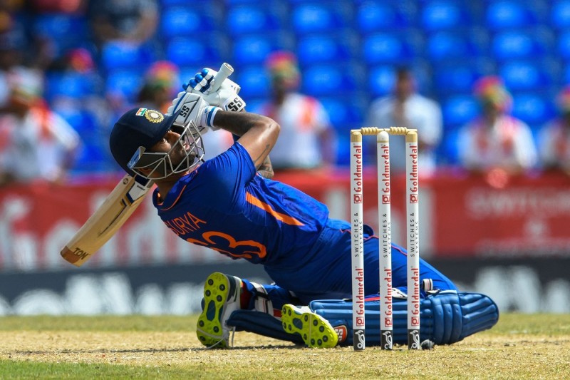 ICC T20 बल्लेबाज़ों की रैंकिंग में शीर्ष पर पहुंचे सूर्यकुमार यादव