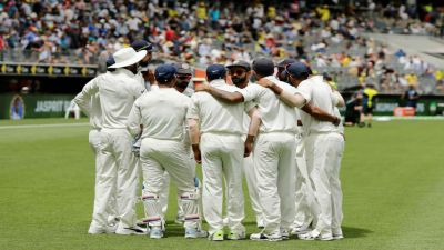 Team India drop openers, Ashwin fails to recover for Third Day Test vs Australia