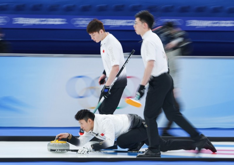 Chinese rookies beat Italy in Olympic men's team curling for 2nd win
