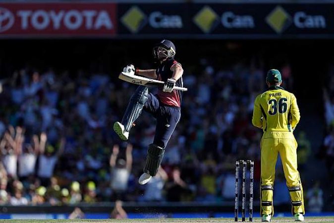 England scored 302 runs for the loss of six wickets against Australia in the Third ODI