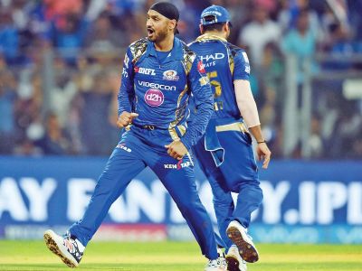 IPL Auction 2018: No more Turbanator for Mumai Indian, Bhajji sold to CSK for Rs. 2 Crores