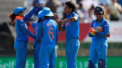 Indian women cricket team reached semi finals of  ICC Women's World Cup by beating New Zealand