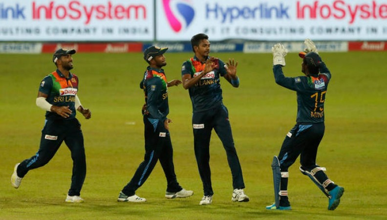 श्रीलंका क्रिकेट ने इन तीन खिलाड़ियों पर एक साल का लगाया प्रतिबंध