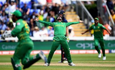 Pakistan defeats host team England in the first semi-finals of Champions Trophy