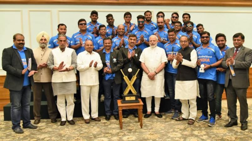 Prime Minister Narendra Modi praises Team India
