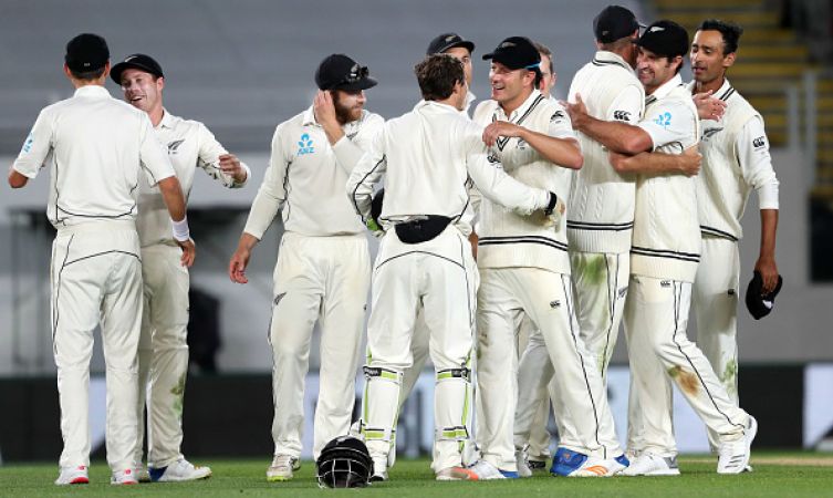 New Zealand beat England by an innings and 49 runs: Auckland Test