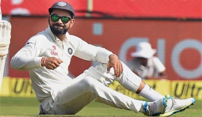 India all out at 332 runs, more than that of Aussies
