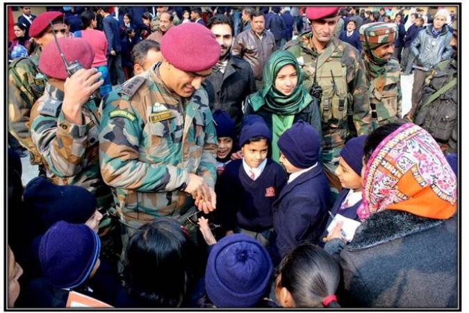 Former skipper MS Dhoni surprise visit to school in Srinagar