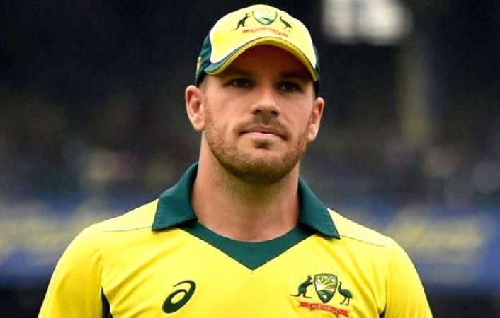 Finch reprimanded for on-field audible obscenity in 1st T20I