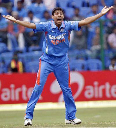 Ashish Nehra has decided to retire from competitive cricket after the first T20 International match against New Zealand