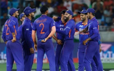 Kohli's sensational 122, Bhuvneshwar's five-fer help India thrash Afghan by 101 runs