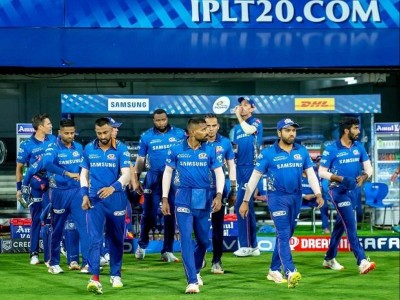 IPL 2021: क्या समय समाप्त होने से पहले प्ले-ऑफ के लिए क्वालीफाई कर पाएगी मुंबई इंडियंस