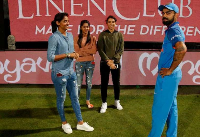 Virat meet shining stars of Indian Women cricket teams but on twitter is all about MS Dhoni.