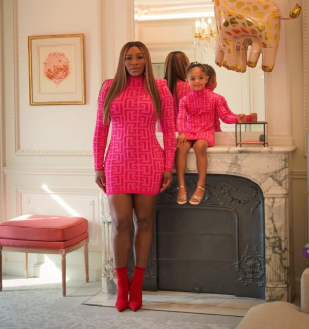 Serena is seen wearing a matching dress with daughter Olympia