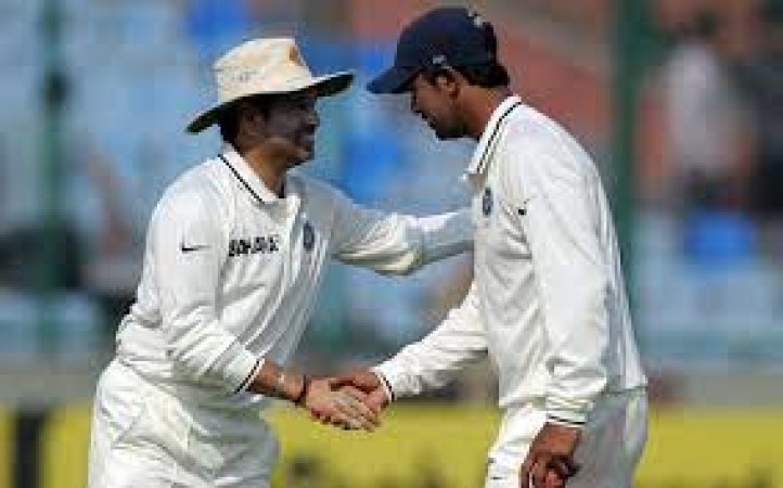 Spinner Pragyan Ojha shares photos with cricket's 'God'