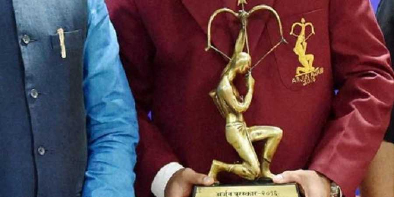 Poverty-stricken legendary shooter decided to return Arjuna Award
