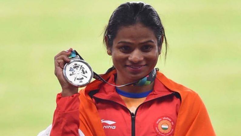 एशियन गेम्स 2018: 200 मीटर दौड़ में भारत को सिल्वर, दूती चंद का दूसरा रजत