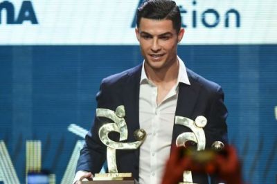 Ronaldo became Italy's biggest footballer, honored with this award