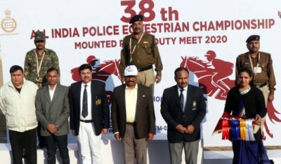 अखिल भारतीय पुलिस घुड़सवार प्रतियोगिता में इंस्पेक्टर सोमनाथ ने हासिल किया स्वर्ण पदक