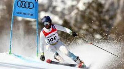 Arif Khan made it to the number one spot in Giant Slalom