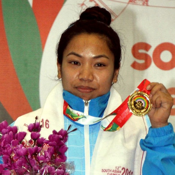 राष्ट्रमंडल खेलों में मीरा बाई चानू ने किया कमाल, चोट के बाद भी जीता मेडल