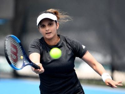 Sania returns to match after two years, wins Hobart International tournament