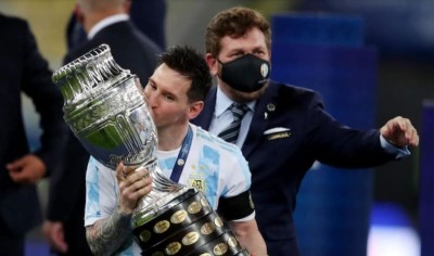 अर्जेंटीना की जीत के बाद झूमे फैंस, मेसी को बताया असली GOAT