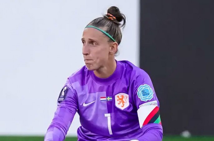 यूरोपीय चैम्पियनशिप में नीदरलैंड महिला फुटबॉल टीम की कप्तान हुई चोट का शिकार