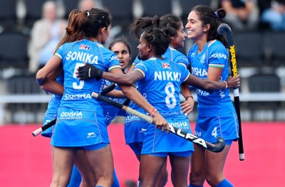 राष्ट्रमंडल खेलों के लिए रवाना हुई भारतीय महिला हॉकी टीम