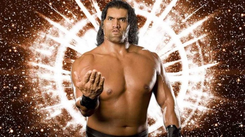 WWE champion 'The Great Khali' doing unique haircut of a boy, video viral